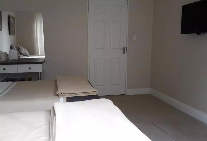 Majatalo Abby's Guesthouse