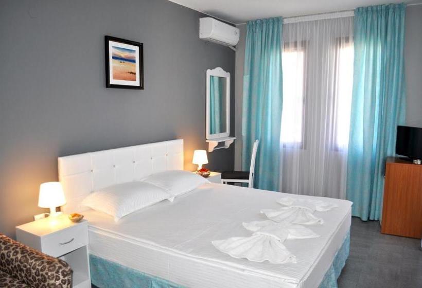 פנסיון La Kameya