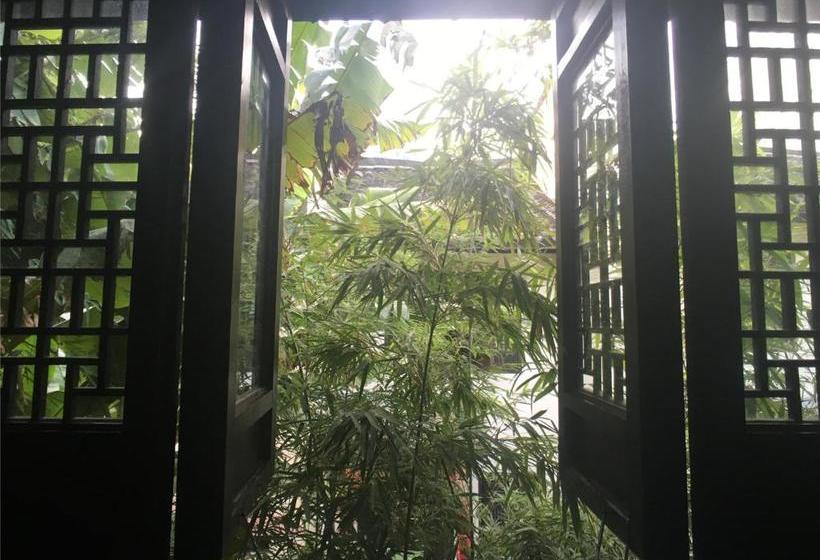 פנסיון Rutang Inn