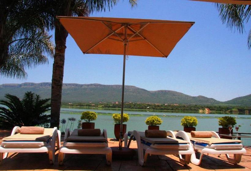 بنسيون The Blue Crane Villa