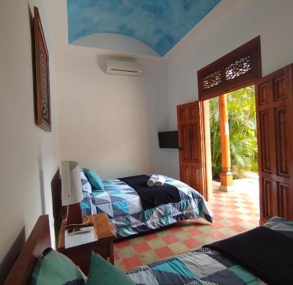 هاستل Backpackers Inn