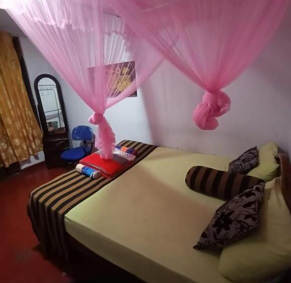 ユースホステル Ella Tunnel Corner Inn