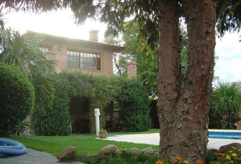 ユースホステル Posada El Paraiso