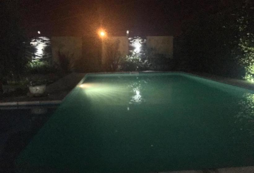 ユースホステル Posada El Paraiso