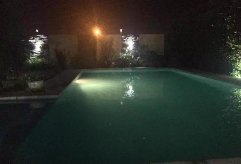 ユースホステル Posada El Paraiso