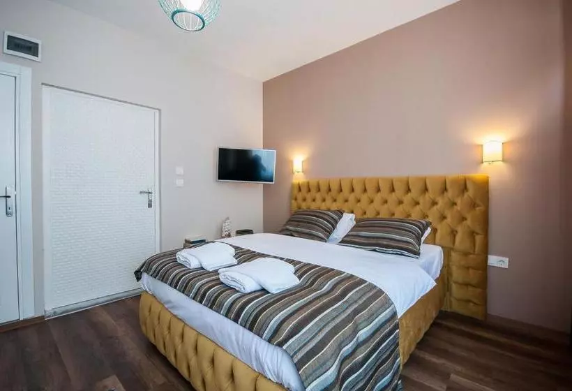 Newway Apartments