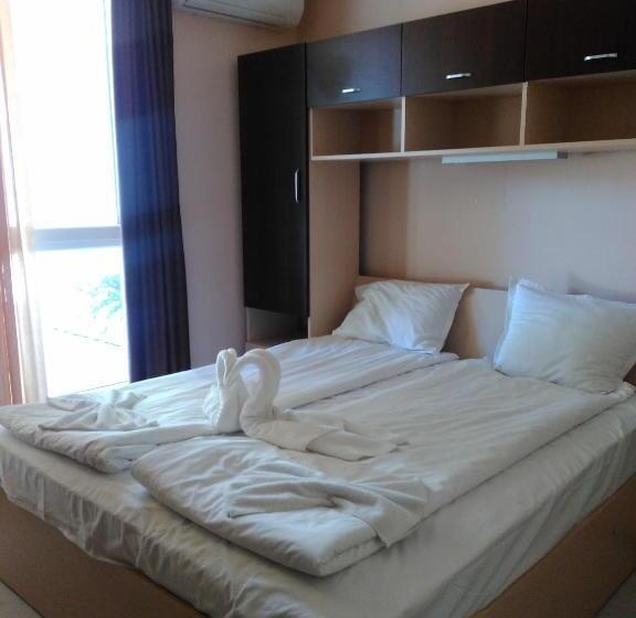 Olympia Beach Complex