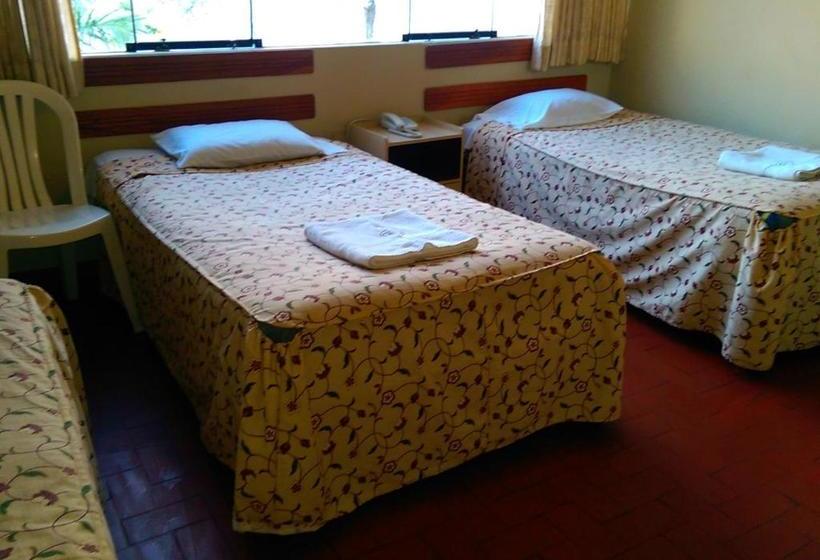 Pension Hostal La Rivera