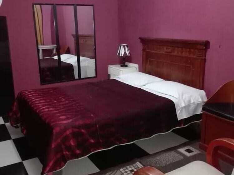 بنسيون Paris Hostal Boutique