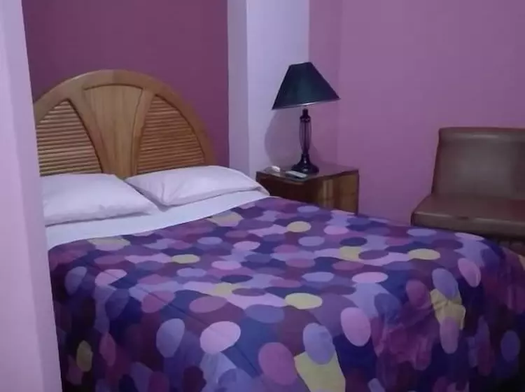 پانسیون Paris Hostal Boutique