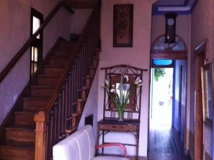 پانسیون Paris Hostal Boutique