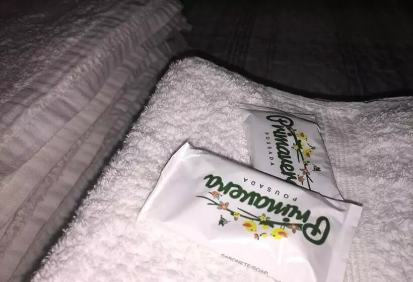 ペンション Pousada Primavera