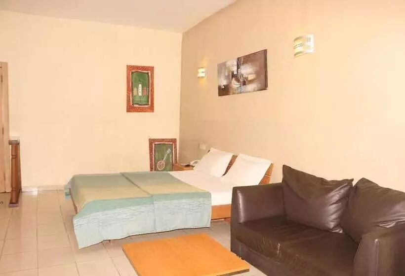 پانسیون Royal Residence Guest House