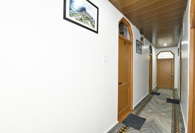 פנסיון Surbhi Guest House