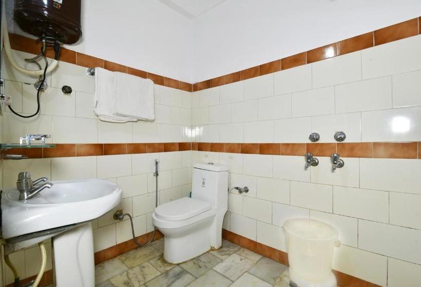 פנסיון Surbhi Guest House