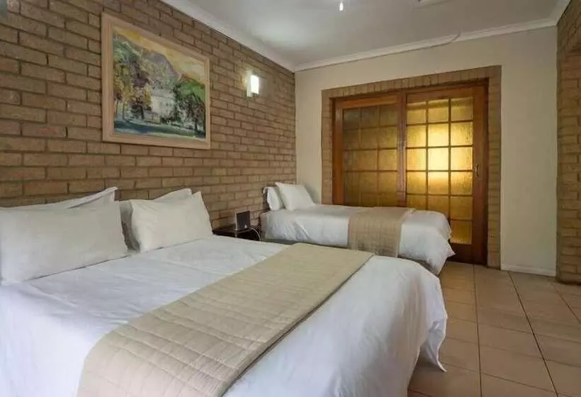 ペンション Carrington Guest House