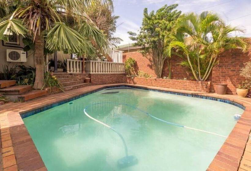 پانسیون Carrington Guest House