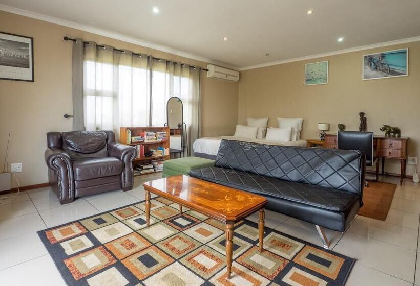 پانسیون Carrington Guest House