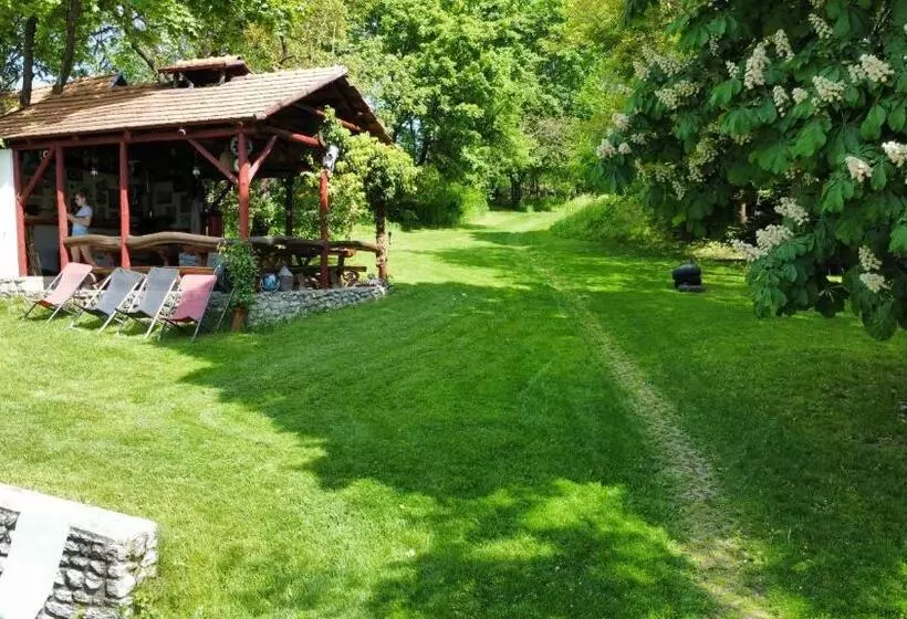 ペンション Guest House Magyar Route 66