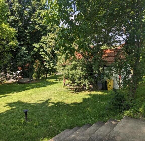 Pensjonat Guest House Magyar Route 66