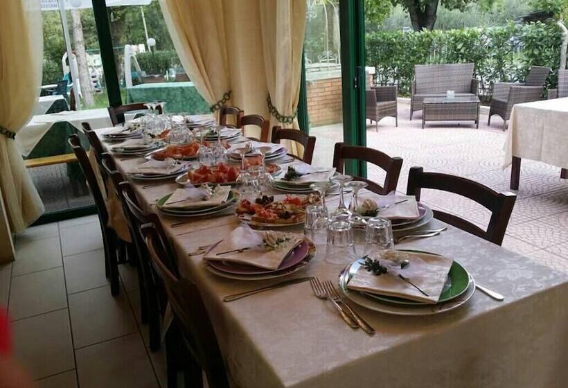 پانسیون Locanda Osteria Del Marano