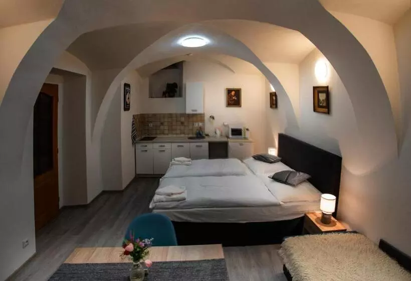 Majatalo Penzion U Hejtmana