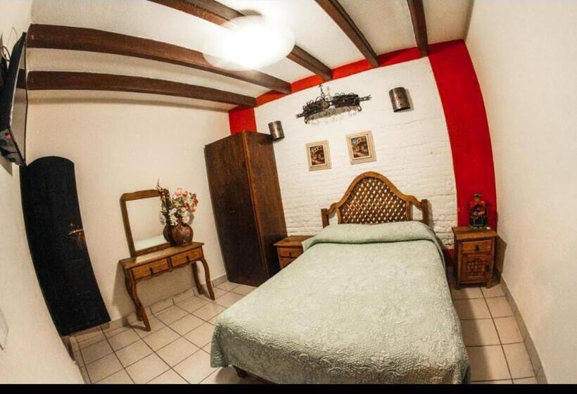 پانسیون Posada De La Conspiración