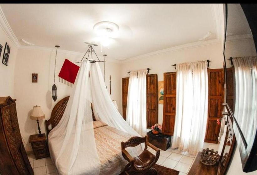 پانسیون Posada De La Conspiración