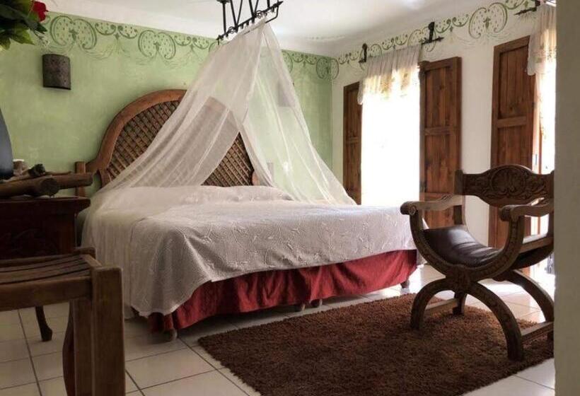 پانسیون Posada De La Conspiración