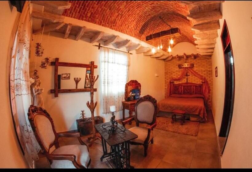 پانسیون Posada De La Conspiración