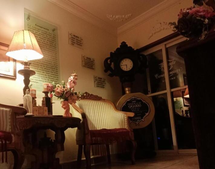 پانسیون Posada De La Conspiración