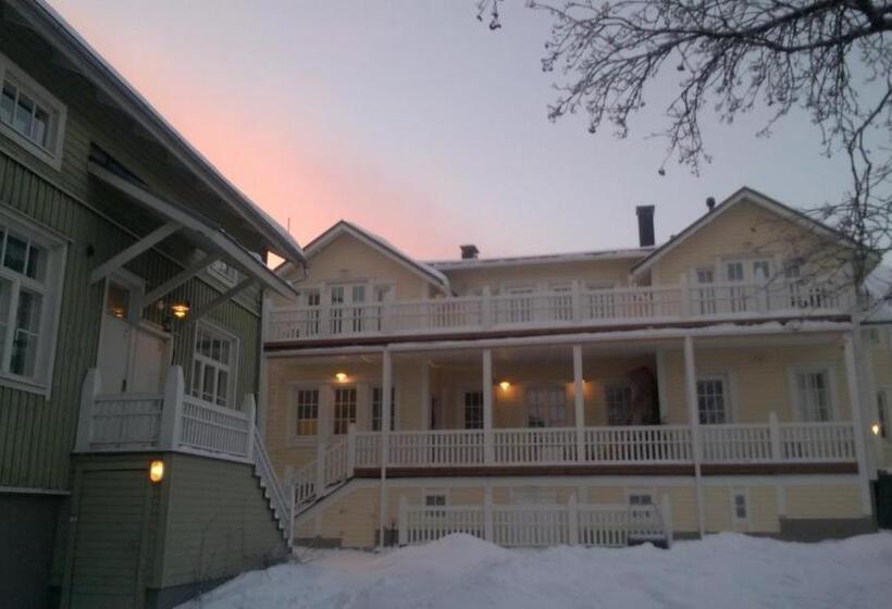 پانسیون Turusensaha Guesthouse