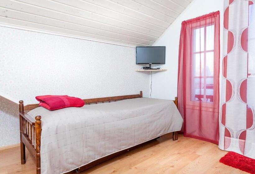 پانسیون Turusensaha Guesthouse