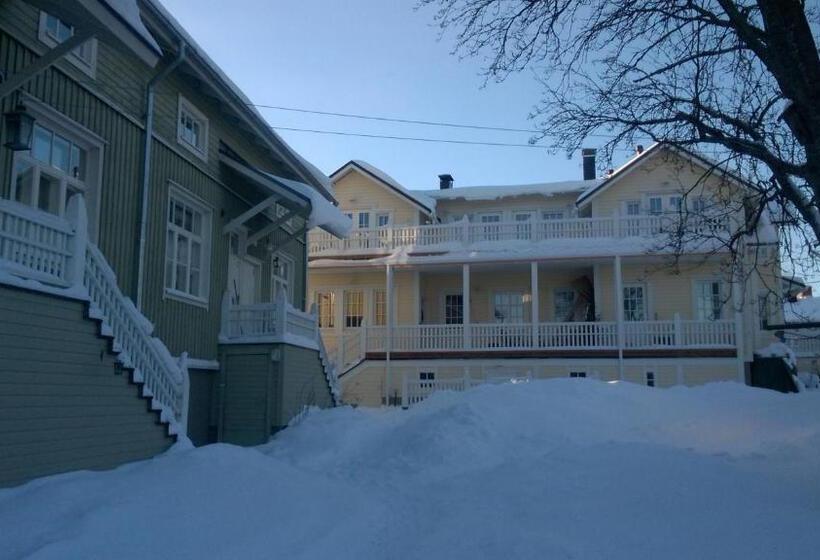 پانسیون Turusensaha Guesthouse