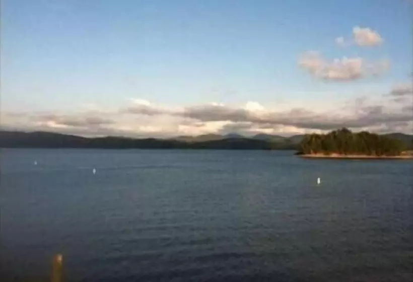 Retkeilymaja Douglas Inn & Suites, Blue Ridge, Ga