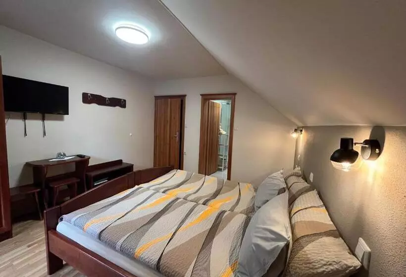 هتل Country House   Turistična Kmetija Ambrož Gregorc