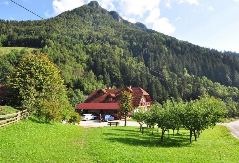 هتل Country House   Turistična Kmetija Ambrož Gregorc