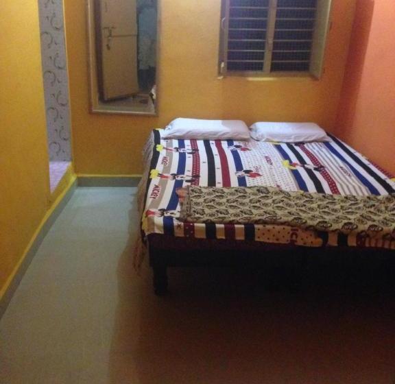 بنسيون Archana Guest House River View