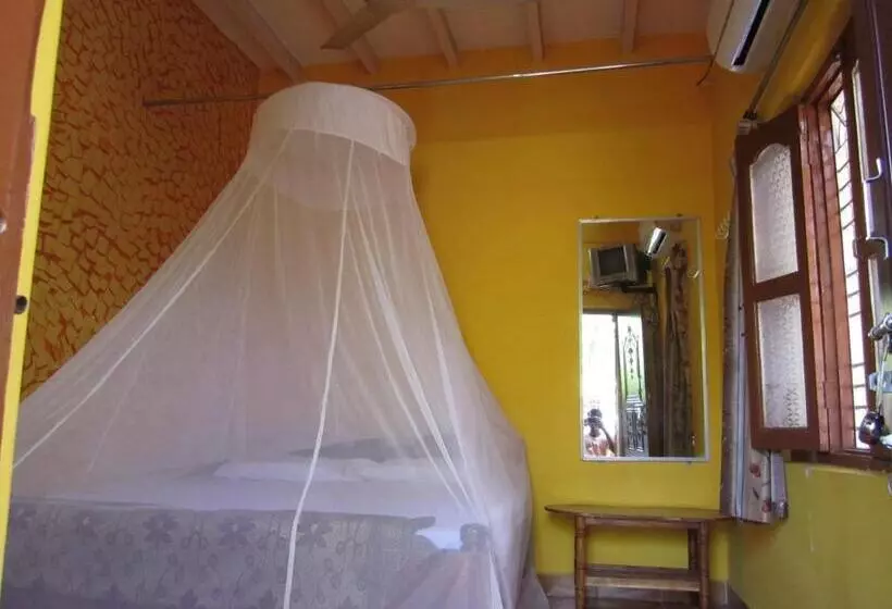 ペンション Archana Guest House River View