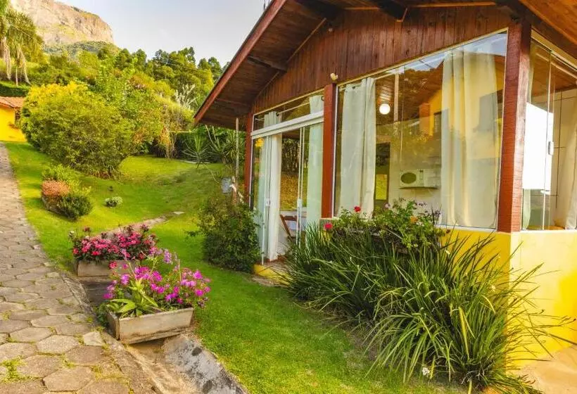 Majatalo Chalés Pedra Do Baú