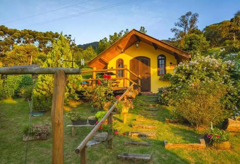 Majatalo Chalés Pedra Do Baú