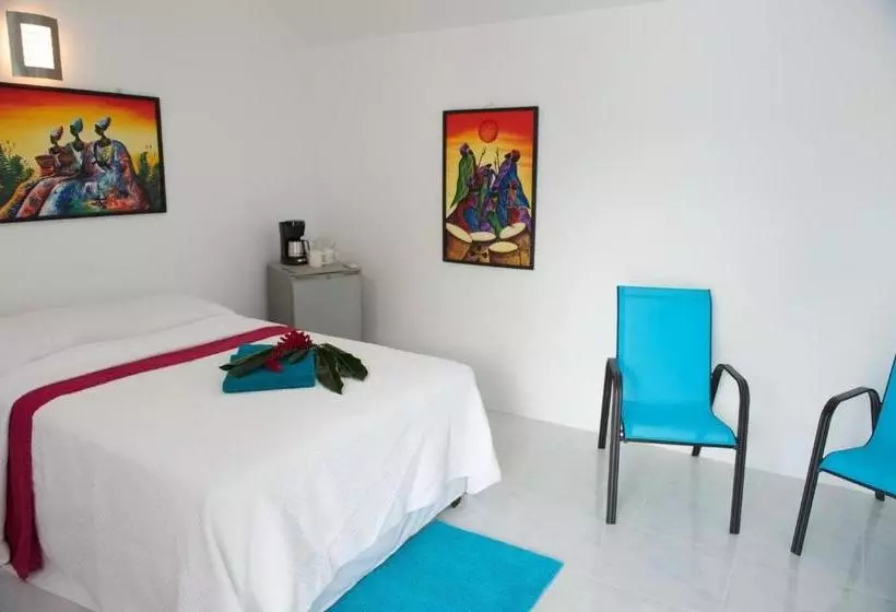 Majatalo Cosmopolitan Guesthouse