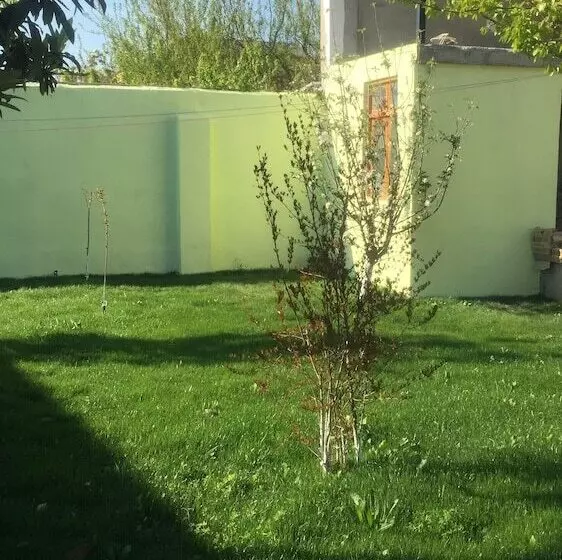پانسیون Hasanovs Villa
