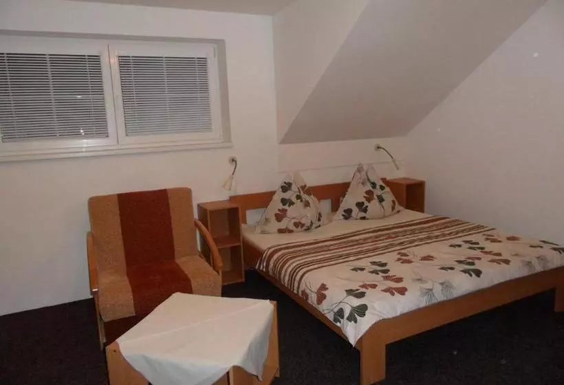 Majatalo Vila Kamila