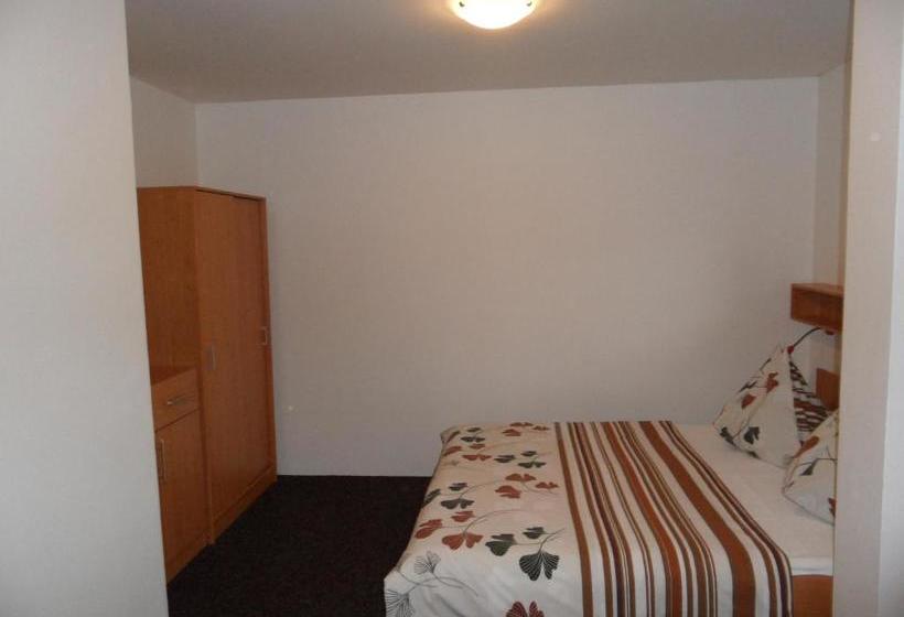 膳宿费 Vila Kamila