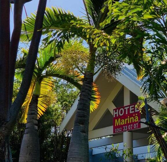 Marina , 2mn à Pieds Plage Boucan Canot