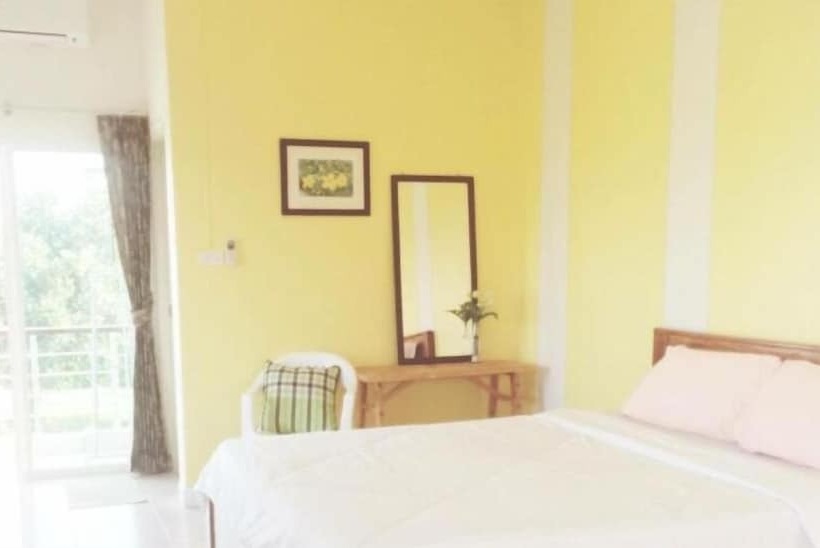 호스텔 Thorfun Guesthouse In The Garden