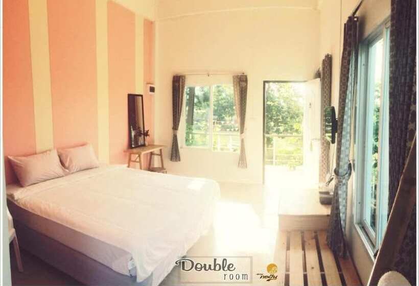 호스텔 Thorfun Guesthouse In The Garden