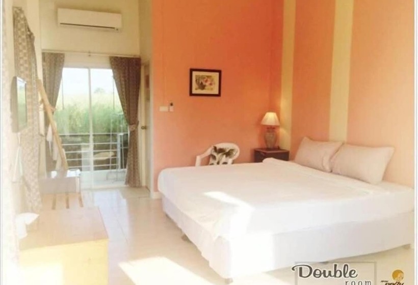 호스텔 Thorfun Guesthouse In The Garden