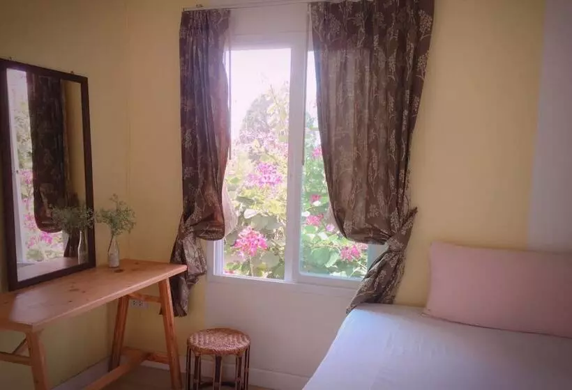 ユースホステル Thorfun Guesthouse In The Garden